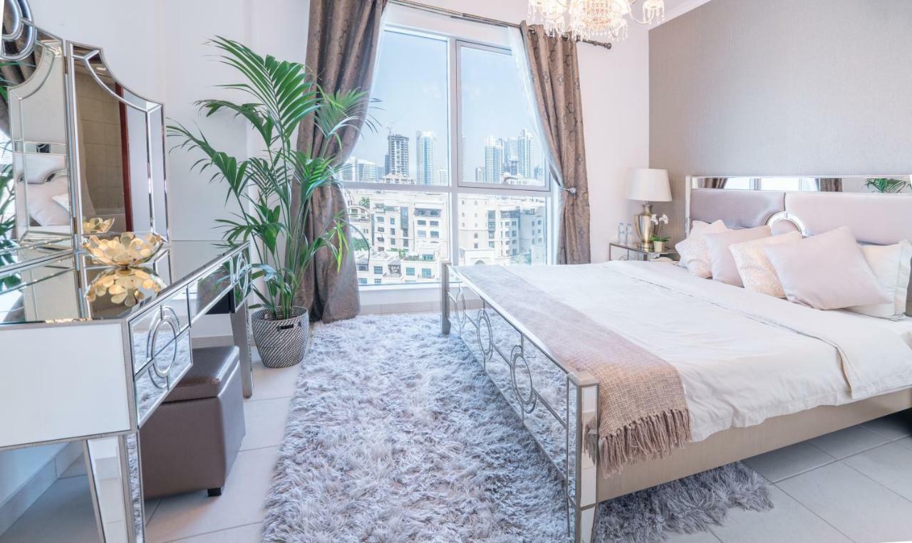 Elite Royal Apartment - Full Burj Khalifa & Fountain View - Opal - 2 Bedrooms Plus 1 Open Bedroom Without Partition Dubai Exterior foto